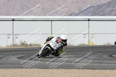 media/Jan-15-2026-Racers Edge (Thu) [[dfebeb70ab]]/2-A Group/Session 3 (Turn 16)/